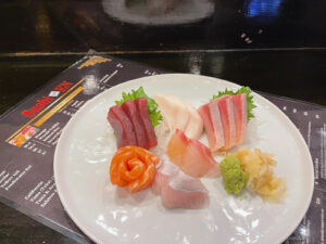 16 pcs Sashimi